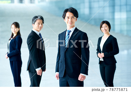 ビジネスシーン　 78775871