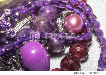 Jewelry with purple stones 78780683