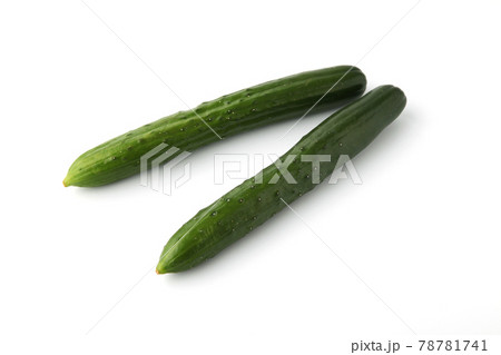 きゅうり 胡瓜 2本 野菜 白背景 きゅうり 胡瓜 2本 野菜 白背景 78781741