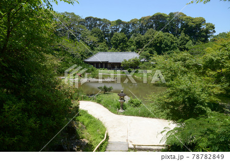 浄瑠璃寺　三重塔から本堂を望む　京都府木津川市 78782849
