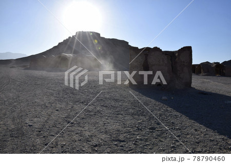 イランのヤズドの沈黙の塔 78790460