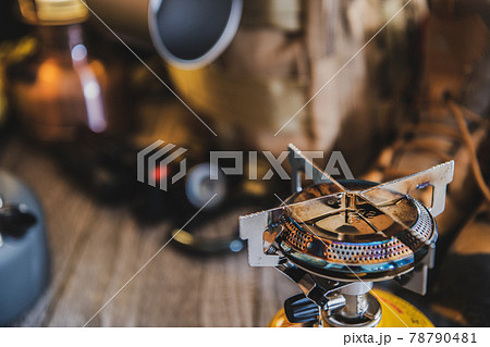 アウトドア 登山 キャンプ道具クローズアップ素材 78790481