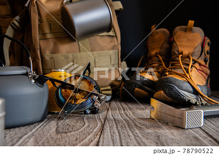 アウトドア 登山 キャンプ道具クローズアップ素材 78790522