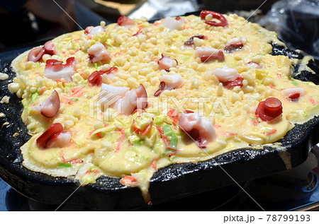 鉄板で作るたこ焼き 鉄板で作るたこ焼き 78799193