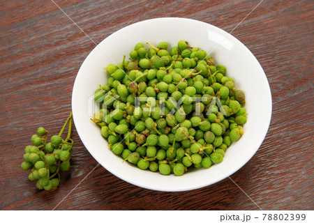 山椒の実 78802399