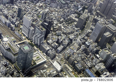 新宿駅南口上空から初台方向を空撮 新宿駅南口上空から初台方向を空撮 78802806