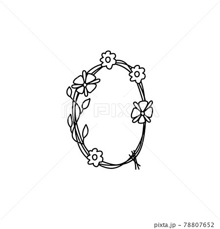 Vintage floral bold Letter Q logo spring. Classic Summer Letter Design Vectors with Black Color and Floral Hand Drawn with monoline line flowers 78807652