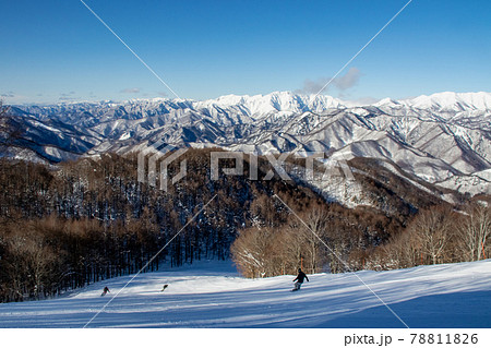宝台樹スキー場　山頂から西の風景 78811826