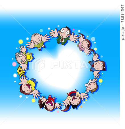 ハートを囲み空を見上げる人々の輪 78814547