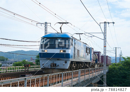 山陽本線足守川鉄橋を広島方面へ走る貨物列車3 岡山県岡山市北区 山陽本線足守川鉄橋を広島方面へ走る貨物列車3 岡山県岡山市北区 78814827