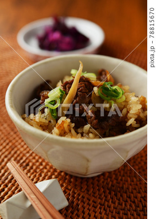 牛肉と牛蒡の炊き込みご飯 78815670