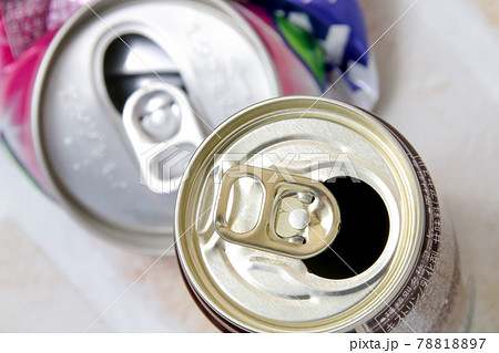 空き缶, 缶, 飲み物, 飲料水, ジュース, アルミ缶, アルミニウム,アルミ、飲料、資源ごみ 78818897