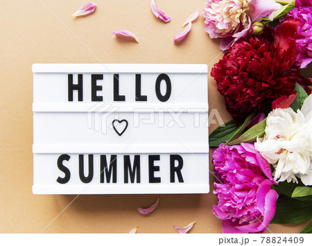 Light box with Hello Summer text and peonies Light box with Hello Summer text and peonies 78824409