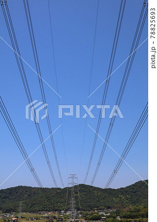 高御位山と電線のイメージ 高御位山と電線のイメージ 78825693