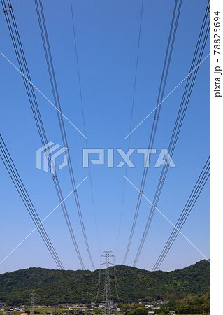 高御位山と電線のイメージ 高御位山と電線のイメージ 78825694