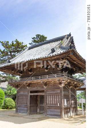 あじさい神苑で有名な兵庫県明石市の東播磨にある住吉神社の境内にある桜門 78830161
