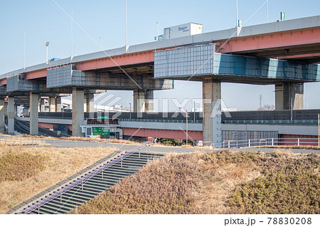 荒川土手からの首都高／東京都足立区鹿浜 78830208