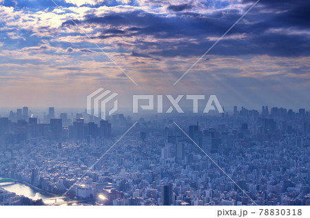東京に降り注ぐ光芒 東京に降り注ぐ光芒 78830318