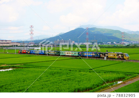 筑紫野平野を走る観光列車・水都 78832905