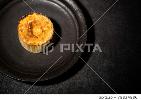 バスクチーズケーキ　皿 78834886