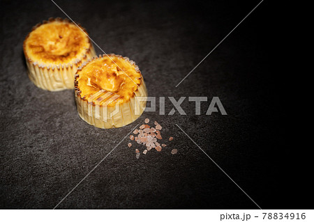 バスクチーズケーキ　岩塩 78834916