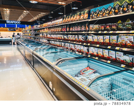 Abstract blur supermarket and retail store with background concept Abstract blur supermarket and retail store with background concept 78834978