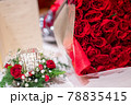 108本のバラの花束とキャンドル 78835415