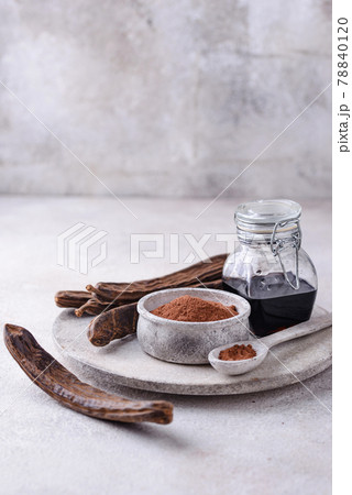 Carob pods, powder and molasses or syrup Carob pods, powder and molasses or syrup 78840120