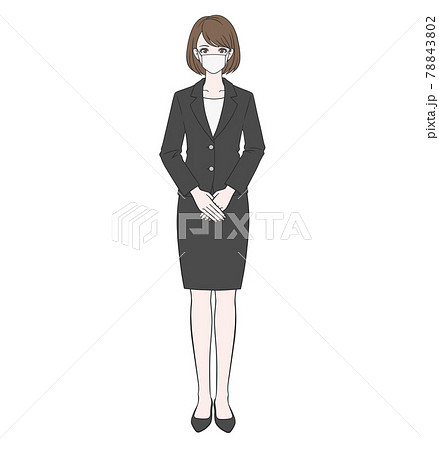 マスクをつけて立つスーツの女性 マスクをつけて立つスーツの女性 78843802
