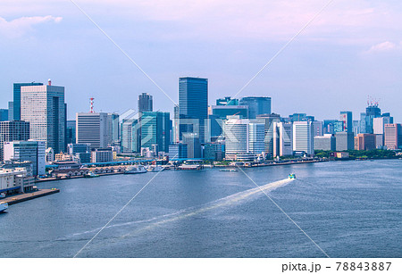 日本の東京都市景観 汐留などのビル群を望む 日本の東京都市景観 汐留などのビル群を望む 78843887