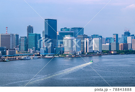 日本の東京都市景観 汐留などのビル群を望む 日本の東京都市景観 汐留などのビル群を望む 78843888