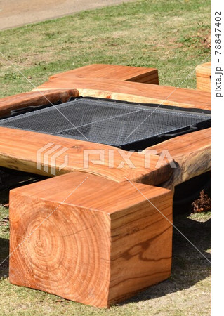 焼肉がモットおいしくなる木工テーブル ウッドショック 長島町 出水市 鹿児島県 焼肉がモットおいしくなる木工テーブル ウッドショック 長島町 出水市 鹿児島県 78847402