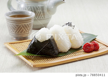 おにぎり 78850411