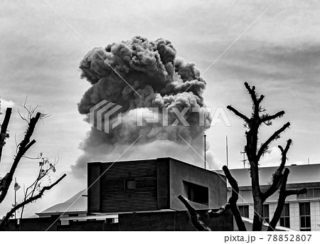 Beginning of an eruption of he volcano Sakurajmia,  78852807