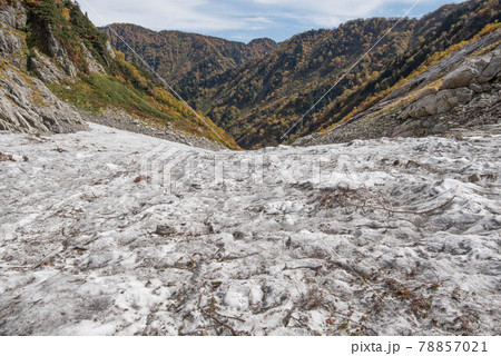 残雪豊富な剱沢の秋 残雪豊富な剱沢の秋 78857021
