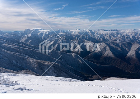 積雪の巻機山 78860506