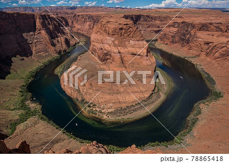 アメリカのアリゾナ州のバーミリオンクリフス国定公園のコロラド川沿いのホースシューベント 78865418