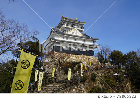 岐阜城　岐阜公園　天守閣と織田家の旗 78865522