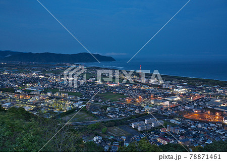 【愛宕山展望台より延岡市内を一望 (夜)】 宮崎県延岡市愛宕山 78871461
