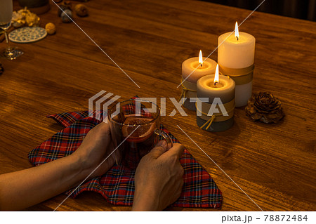 キャンドル Photo of candlelight on the table キャンドル Photo of candlelight on the table 78872484