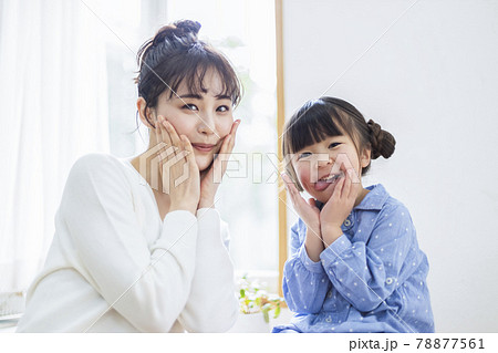 笑顔の親子 笑顔の親子 78877561