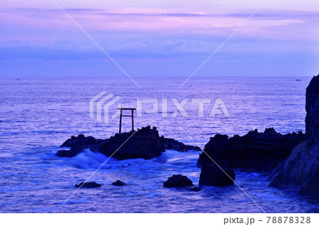 ふくしま海遺産・弁天島の夜明け ふくしま海遺産・弁天島の夜明け 78878328