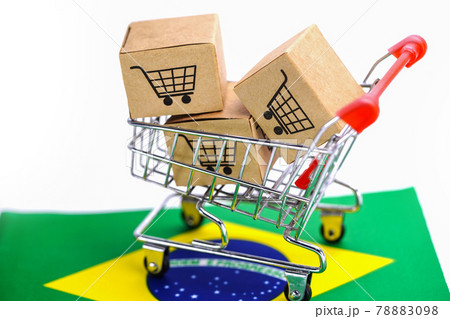 Box with shopping cart logo and Brazil flag : Import Export Shopping online or eCommerce finance delivery service store product shipping, trade, supplier concept.. 78883098