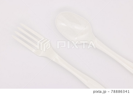 プラスチックスプーンとフォーク 78886341