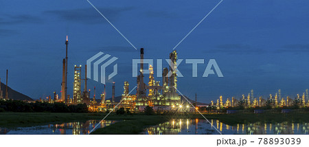 Oil refinery gas petrol plant industry with crude tank, gasoline supply and chemical factory. Petroleum barrel fuel heavy industry oil refinery manufacturing factory plant. Refinery industry concept 78893039
