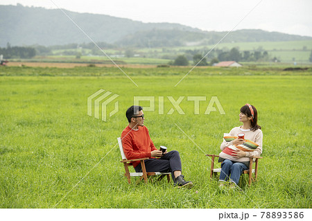 地方移住したカップル 78893586