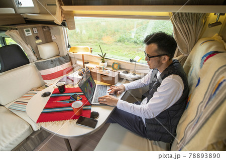 キャンピングカーライフ 78893890