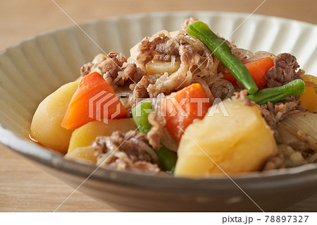 肉じゃが（国産牛） 78897327