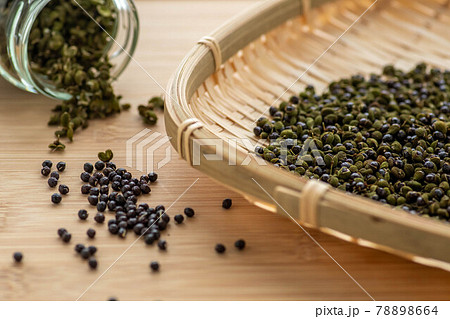 実山椒 山椒の実 粉山椒の写真素材 7664 実山椒 山椒の実 粉山椒の写真素材 7664