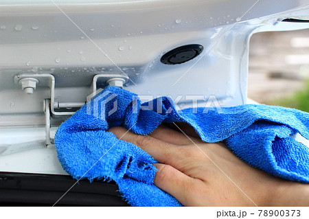 車のドアの内側の拭きあげの写真素材 車のドアの内側の拭きあげの写真素材